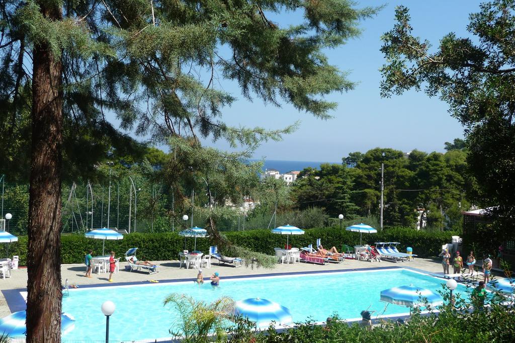 Camping Villaggio Internazionale سان مينايو المظهر الخارجي الصورة